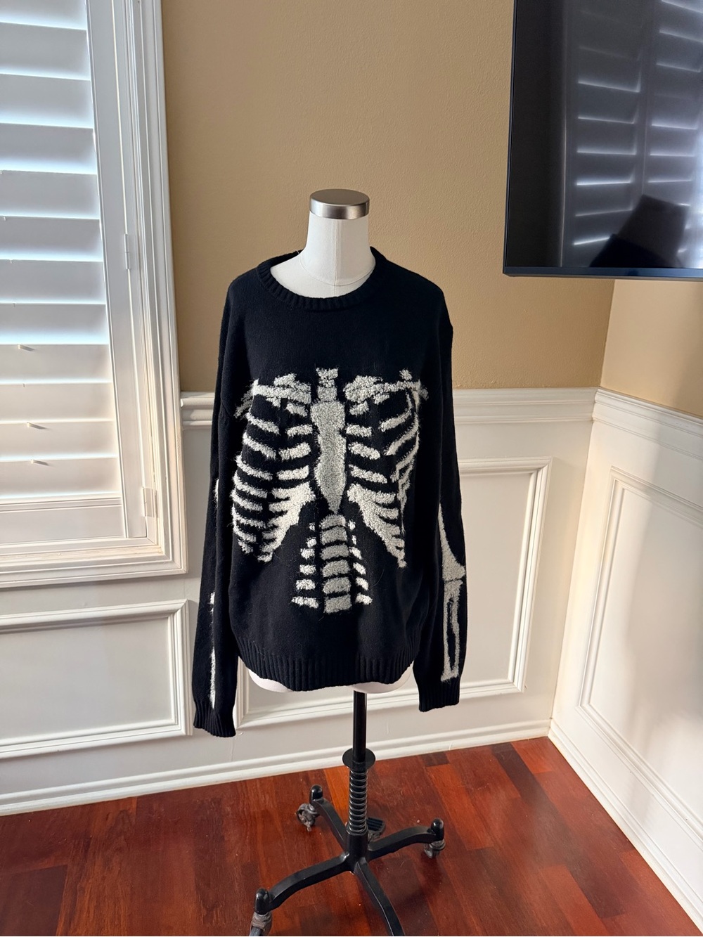 Market Skelly Sweater Black M